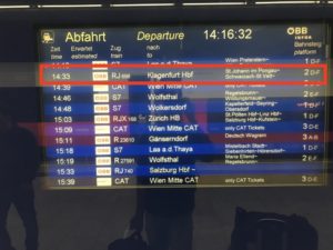 ウィーン 空港 市内 電車 レイルジェット 切符の購入方法
